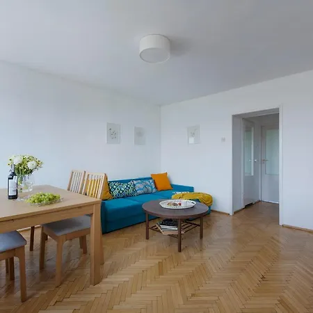 P&o Serviced Falecka Apartment *