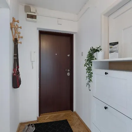 P&o Serviced Falecka Apartment *