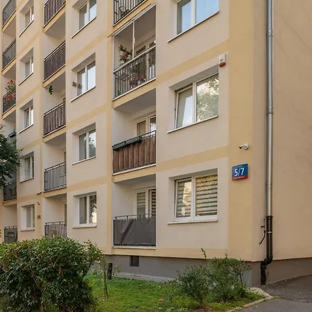 P&o Serviced Falecka Apartment *
