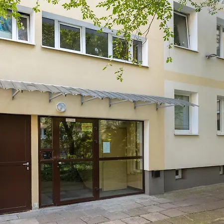 Apartment P&o Serviced Falecka Warschau